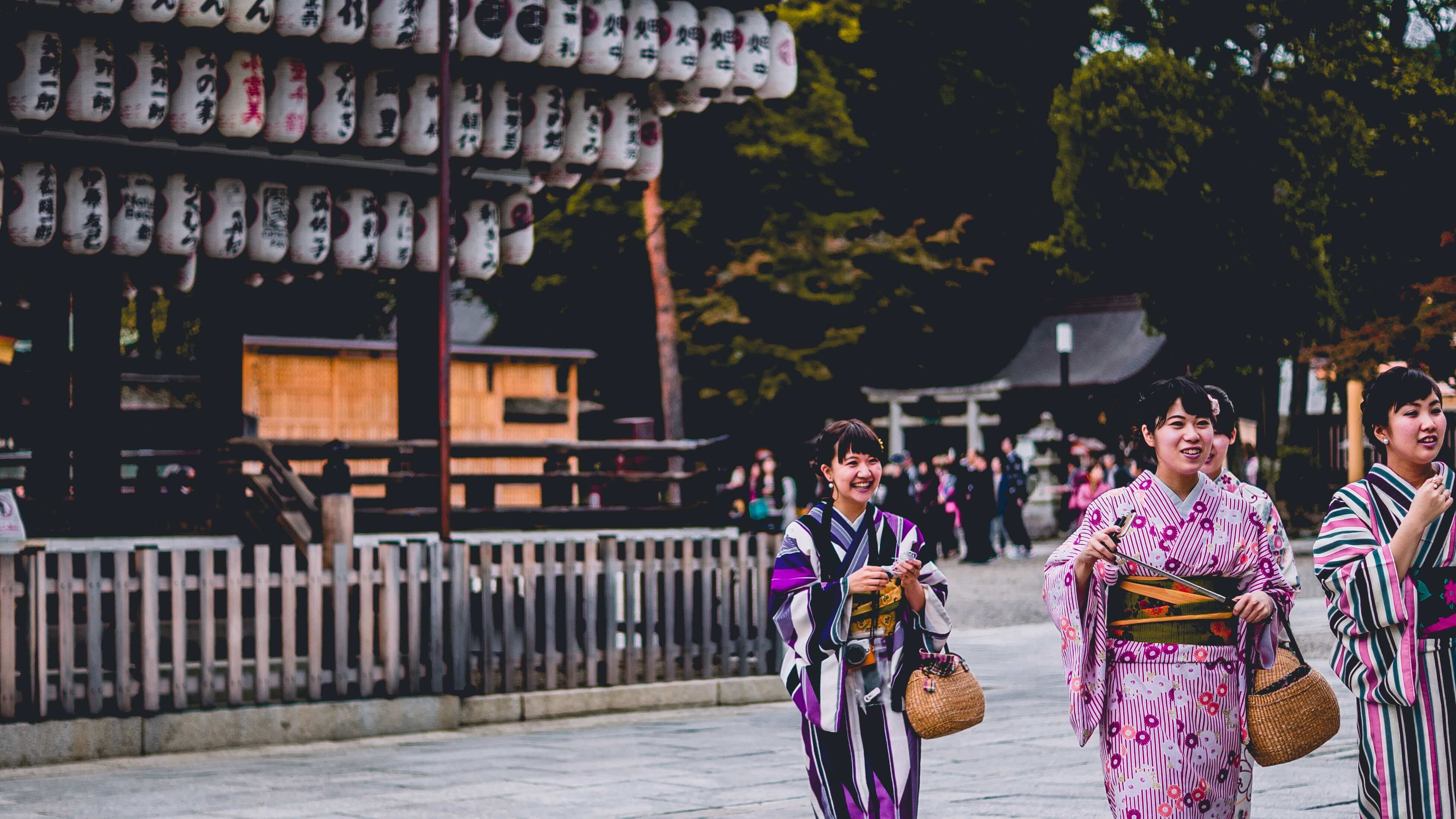 japanese people ladies in yukata kyoto japan